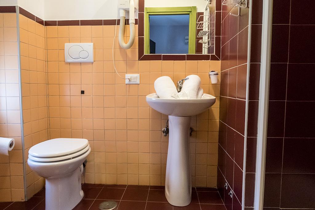 Bb Trastevere Station - Room3 โรม ภายนอก รูปภาพ